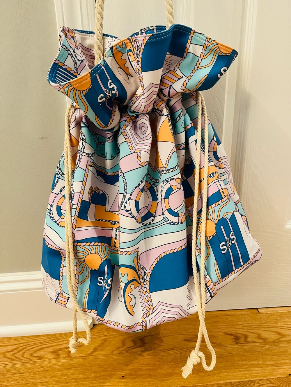 🏖️ Lele Sadoughi x Solid & Striped Penelope drawstring bag 🏖️